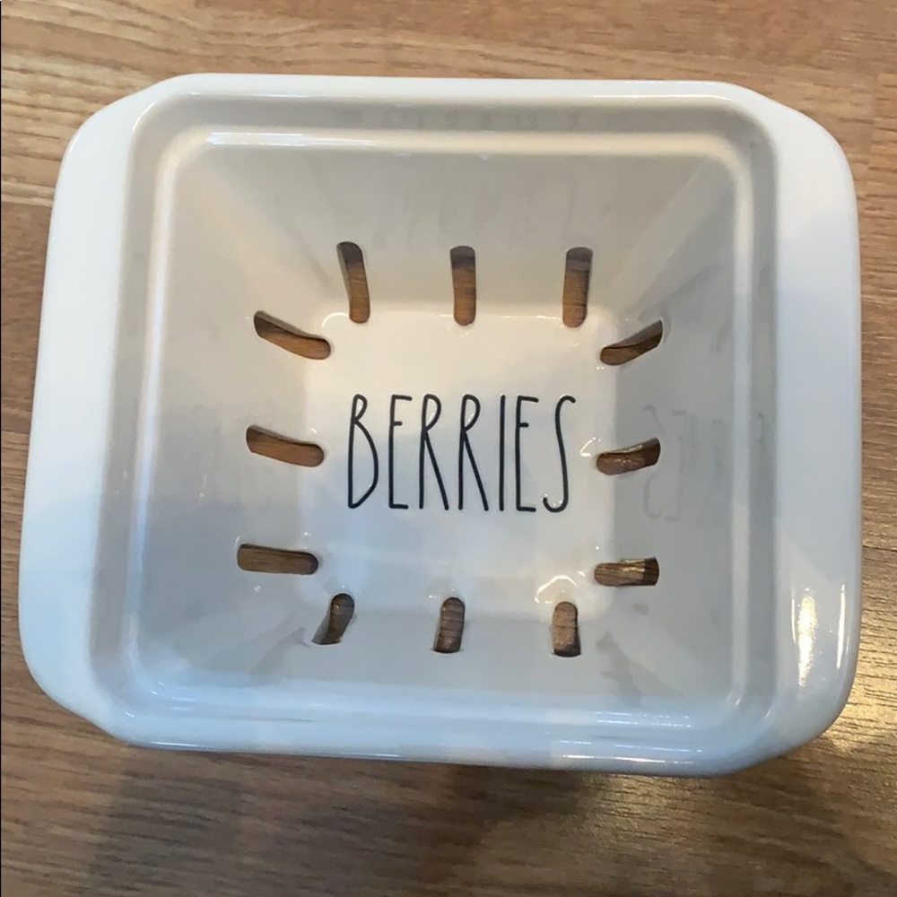 New! Rae Dunn “Berries” Basket